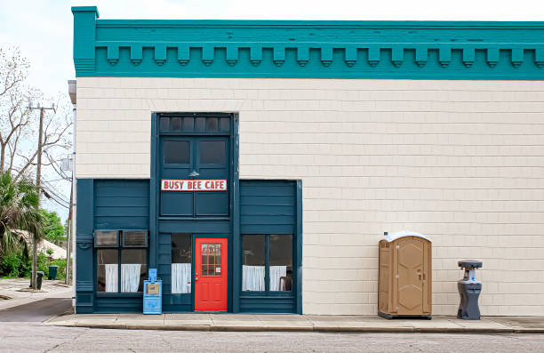 Best Portable bathroom rental  in Pleasant Hill, IA