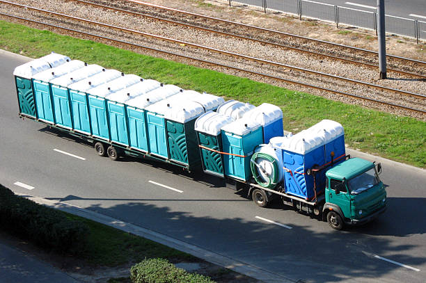 Best Porta potty rental near me  in Pleasant Hill, IA